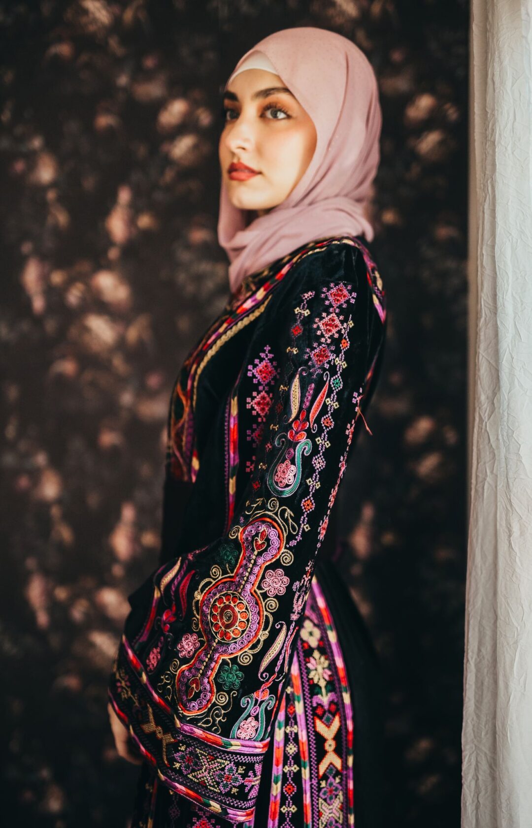Velvet Purple Color Full Embroidery Falahi Palestinian Thobe - Image 3